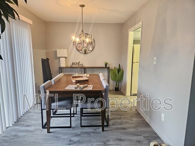 Building Photo - 11526 Turn Stone Ct