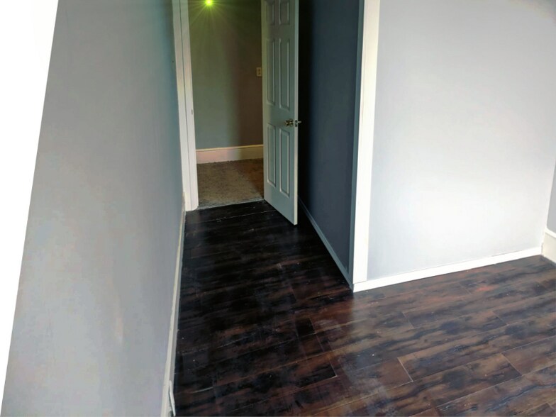 Building Photo - 364 Cleveland Ave