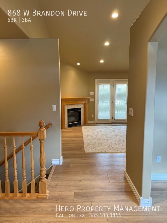 Building Photo - 868 Brandon Dr
