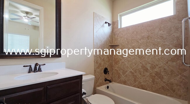 Building Photo - 201 Pasadena Trail