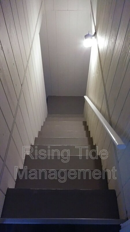 Building Photo - 3130 Sleepy Hollow Dr