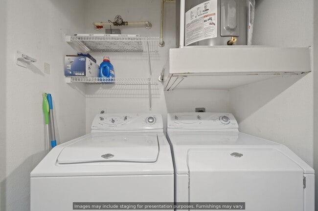 Building Photo - 1901 Post Oak Blvd