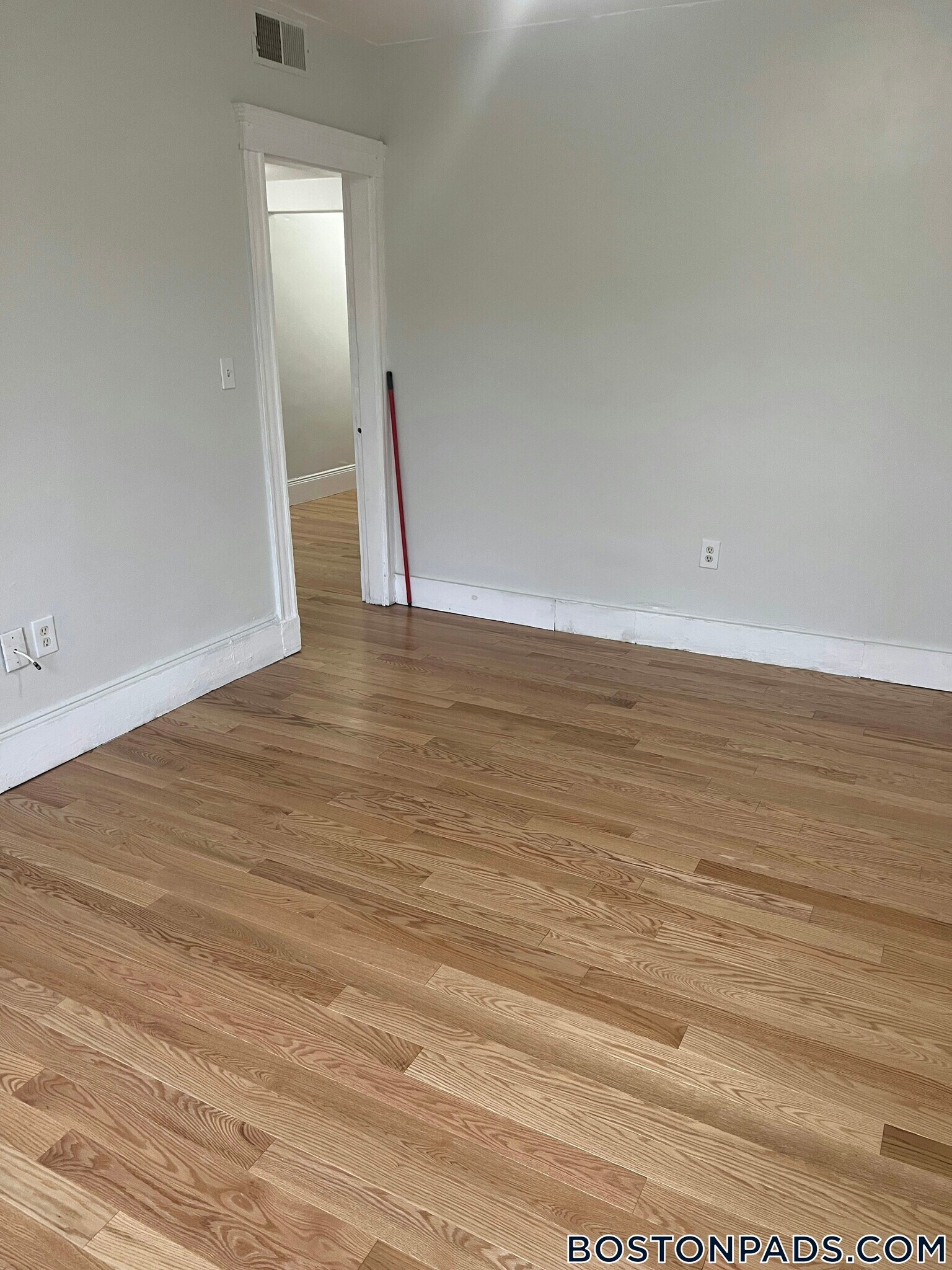 Building Photo - 800 Washington St