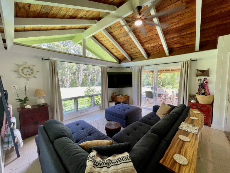 Building Photo - 6065A Kolopua St