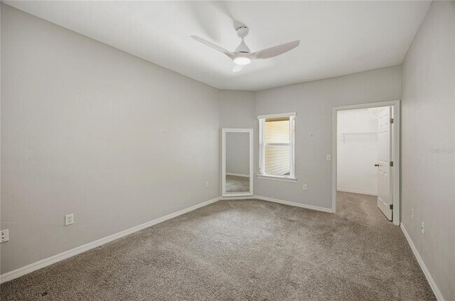 Building Photo - 13200 W Newberry Rd