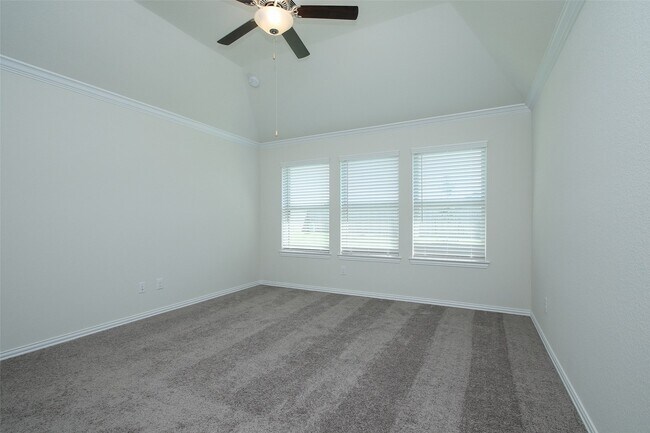 Building Photo - 15230 Kickapoo Cavern Dr