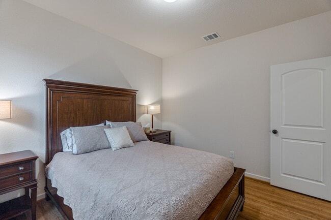 Building Photo - 53 Sunrise Crest Trail