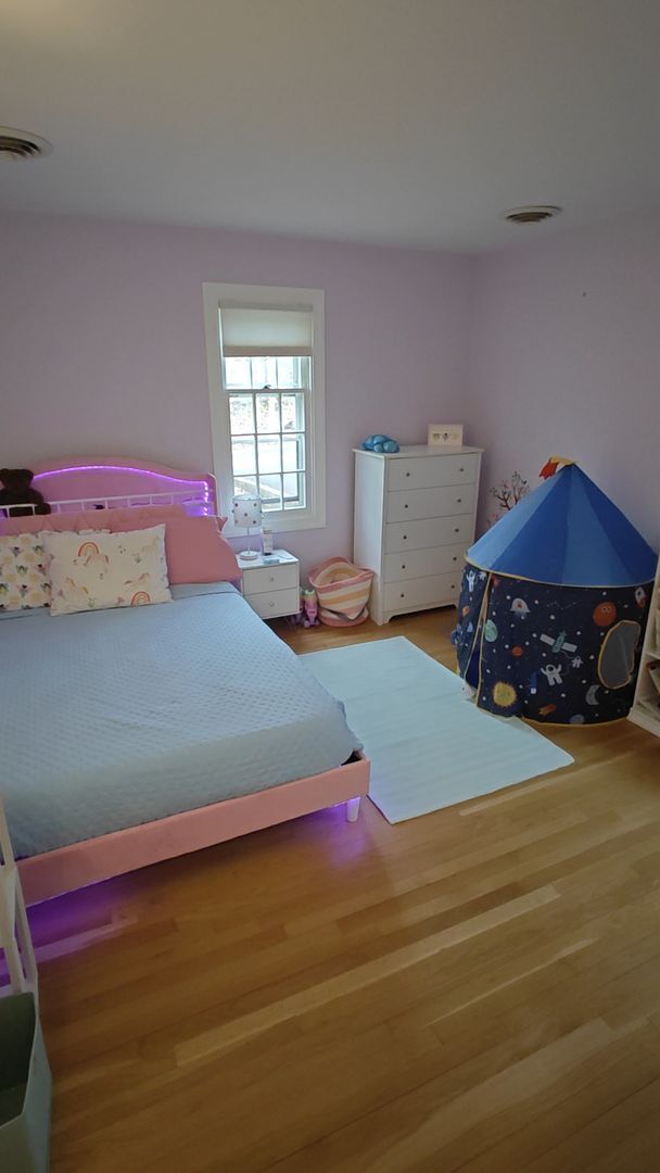 Building Photo - New renovation with River access in Midlothian