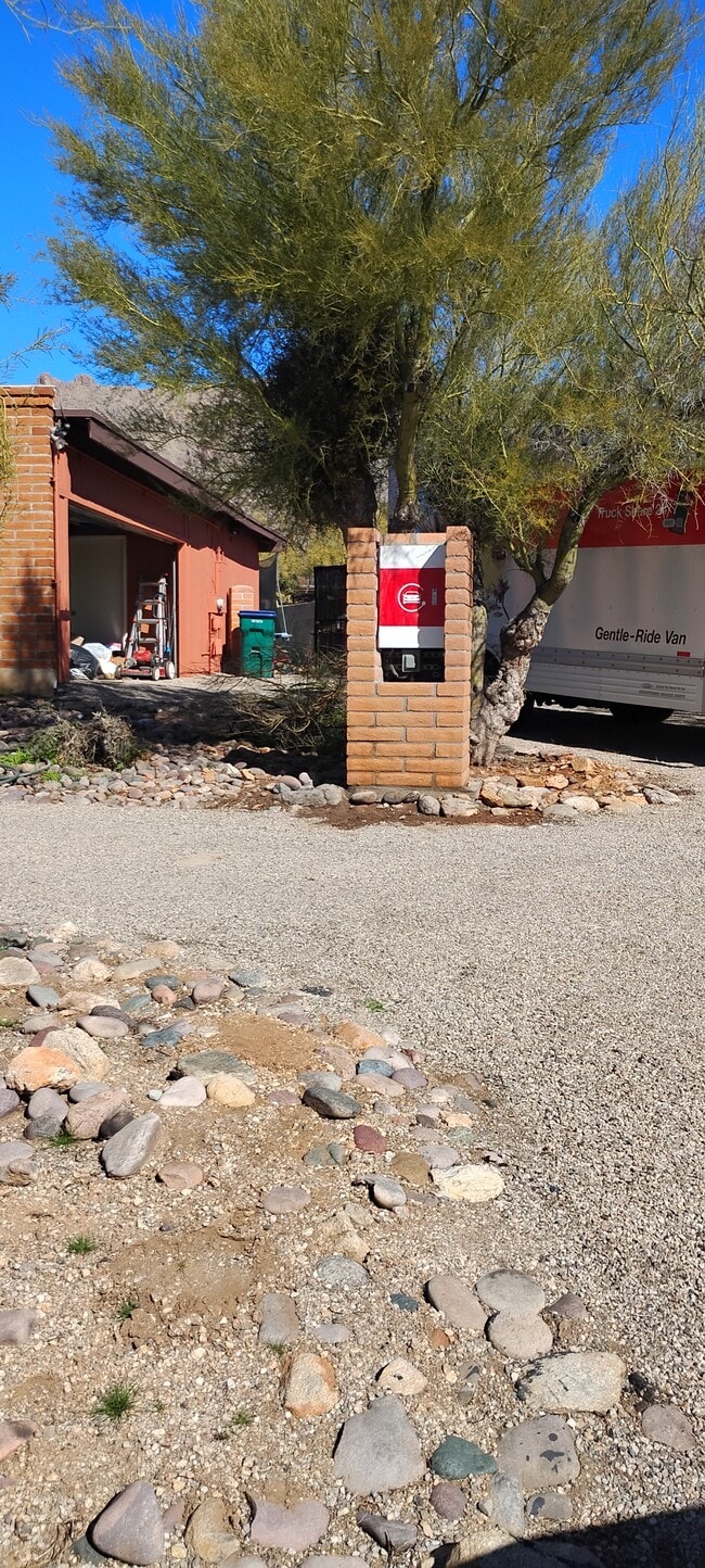 Building Photo - 3535 E Guthrie Mountain Pl