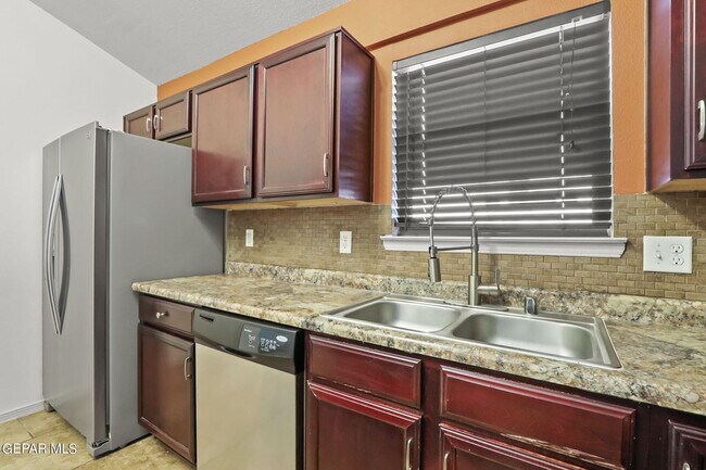 Building Photo - 14438 Miguel Terrazas Dr