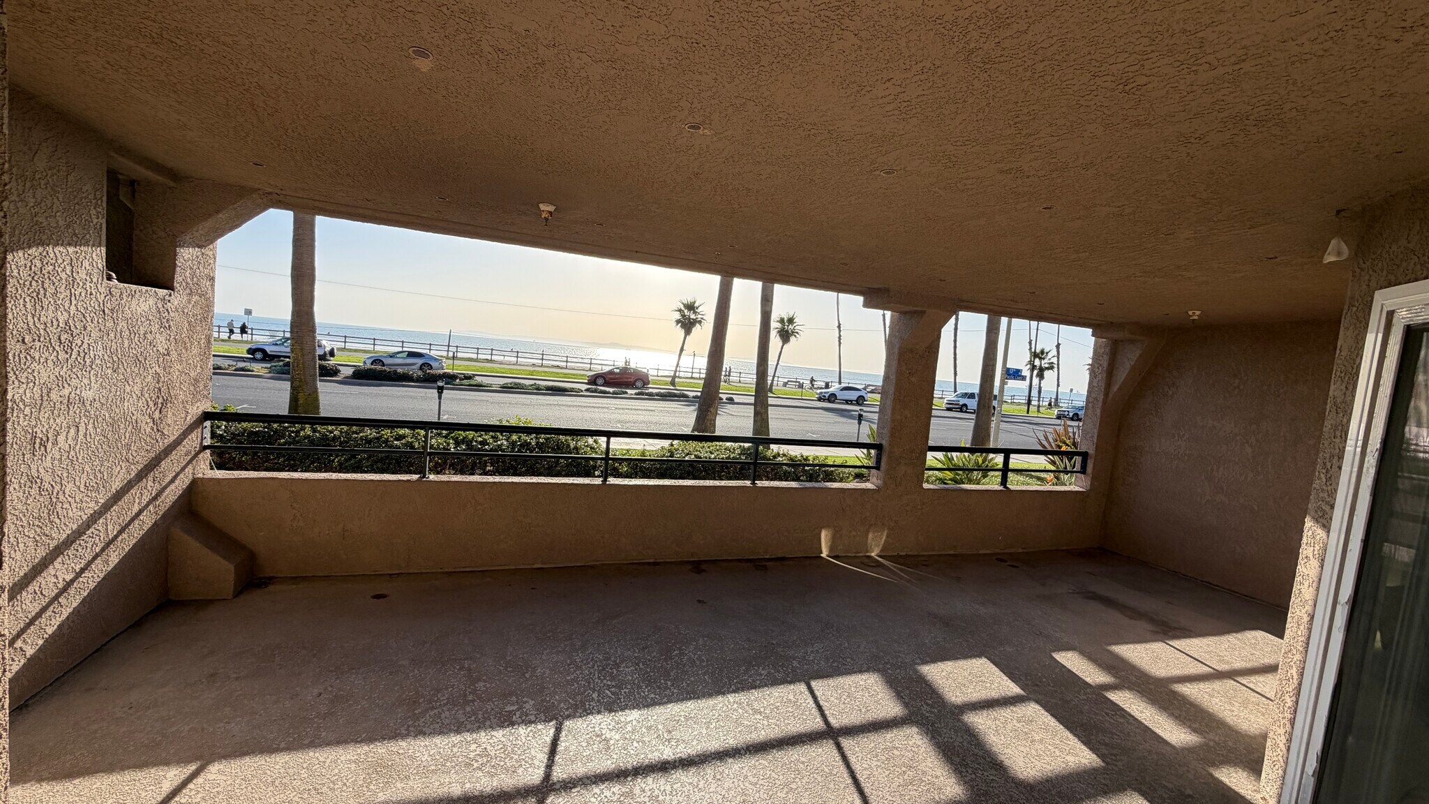 Building Photo - 1200 Pacific Coast Hwy