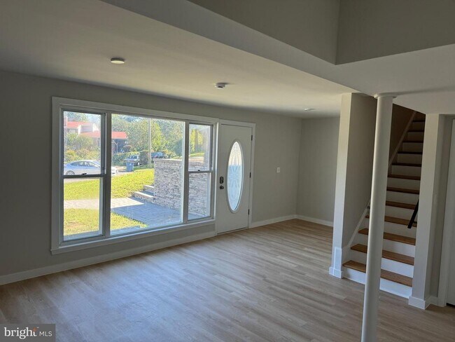 Building Photo - 5426 Enid Pl