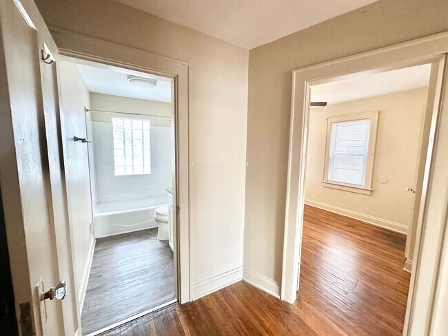 Building Photo - 66 W California Ave