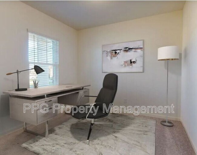 Building Photo - 20124 W Palo Verde Dr