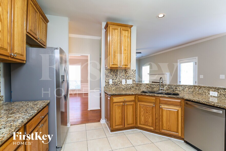 Building Photo - 13505 Walkers Creek Dr