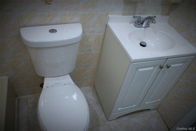 Building Photo - 174-27 126th Ave