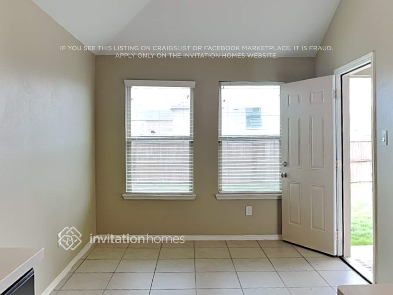 Building Photo - 517 Saguaro Dr