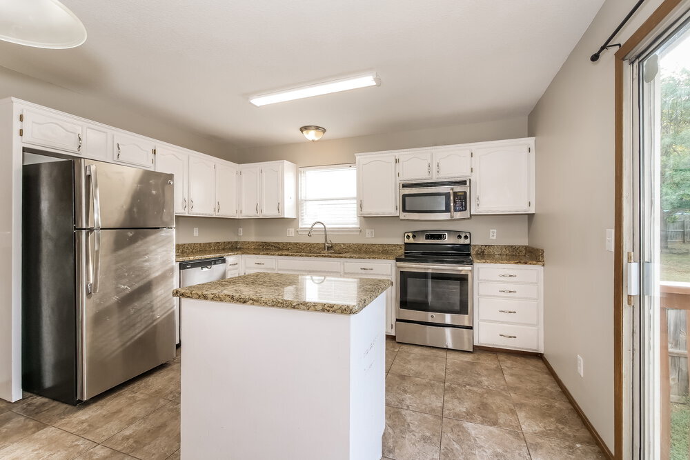 Building Photo - 3026 SW Shadow Brook Dr