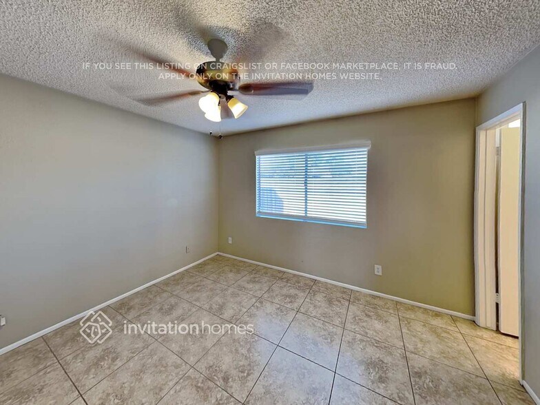 Building Photo - 7124 W Flower St