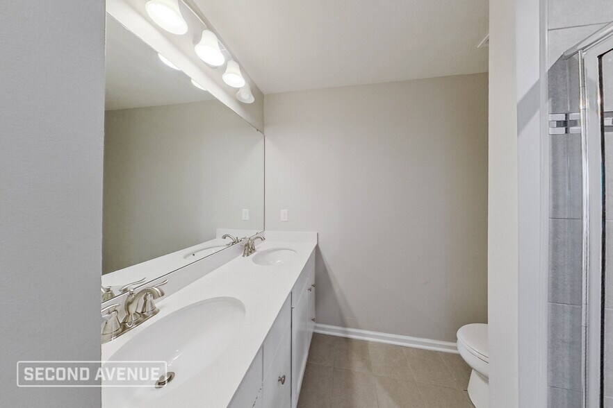 Building Photo - 2034 Cade Dr
