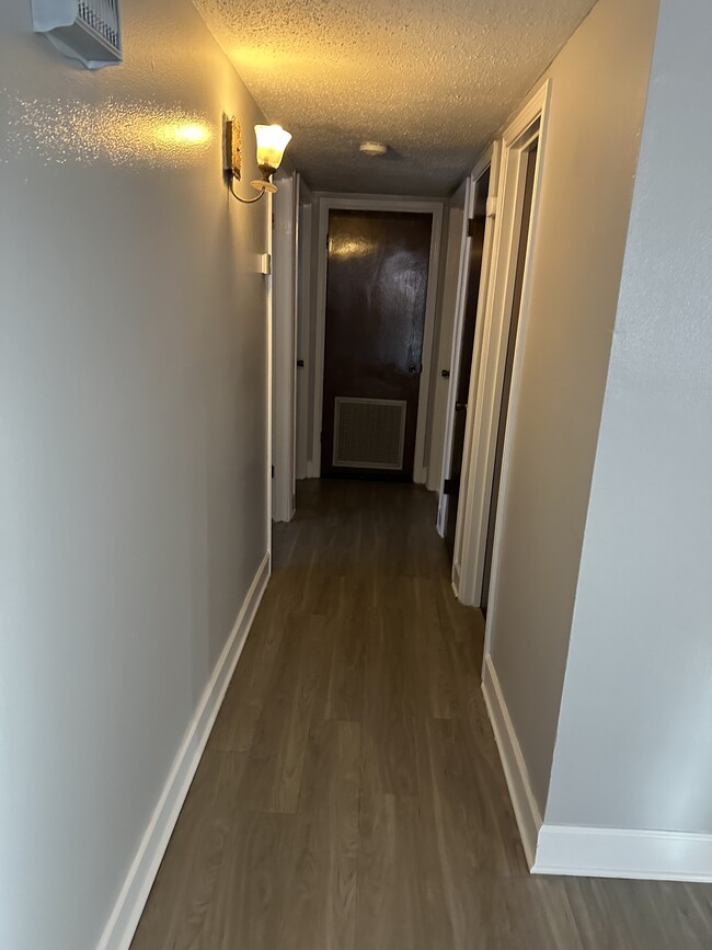 Hall - 102 Wheat Cir