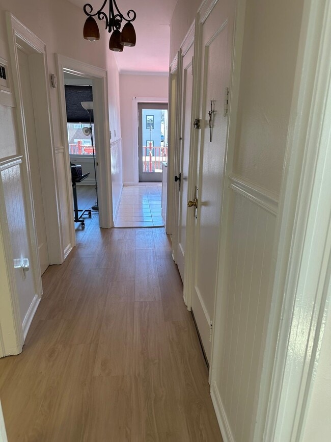 Building Photo - 268 Columbia Ave