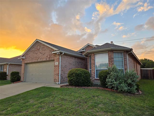 Building Photo - 624 Caravan Dr