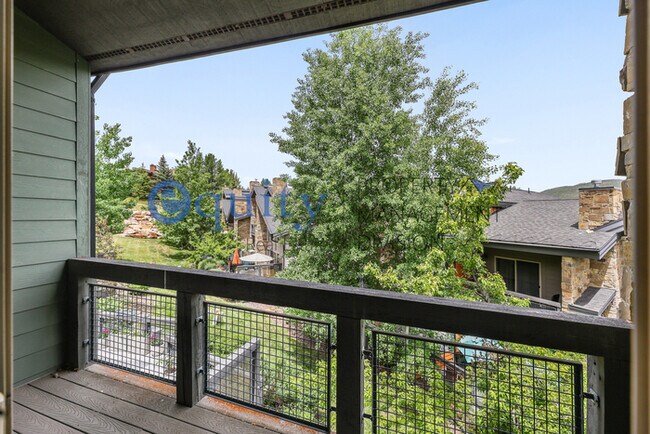 Building Photo - 8143 Courtyard Loop