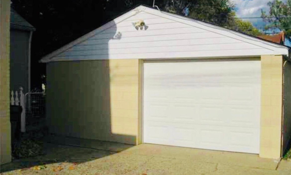 Building Photo - 3029 Bon Air Ave