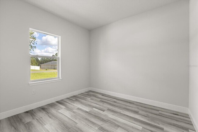 Building Photo - 6761 SW 151 Loop