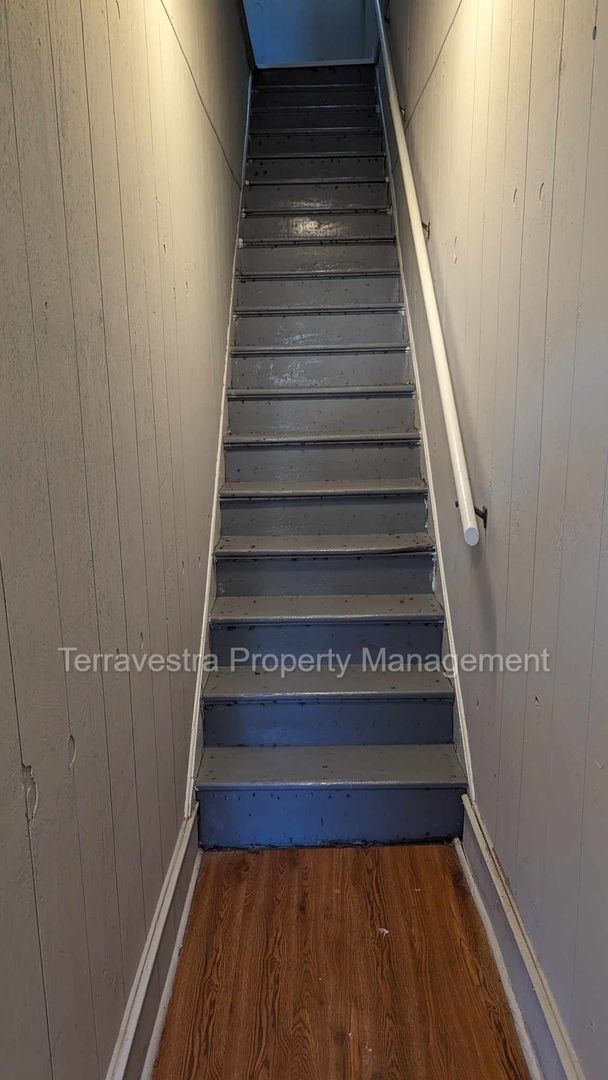 Building Photo - 506 N High St