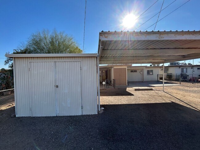 Building Photo - 11202 W Nevada Ave