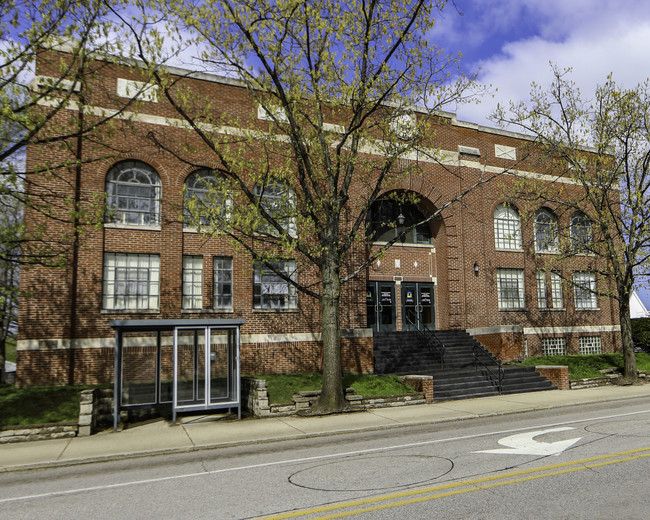 Building Photo - Armory Loft