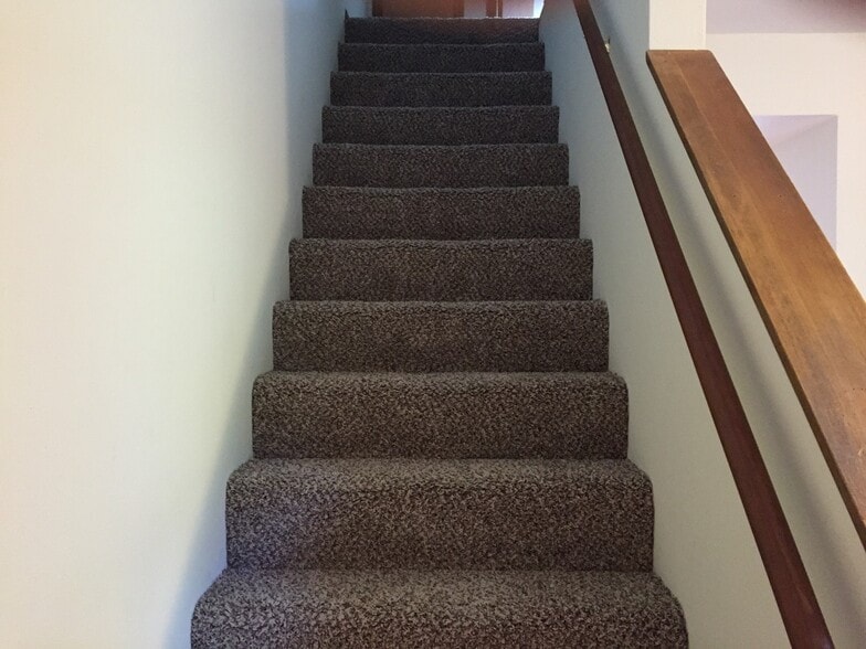 Building Photo - 24 Heritage Pl