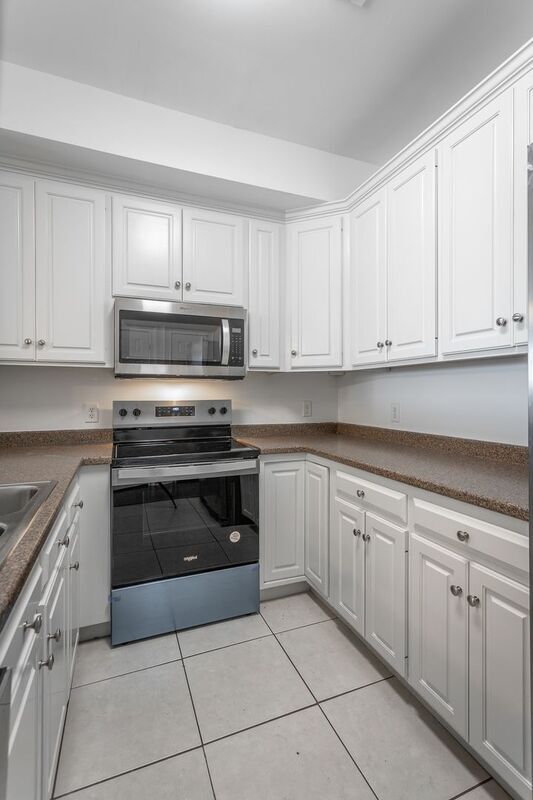 Building Photo - 7500 Noah Reid Rd