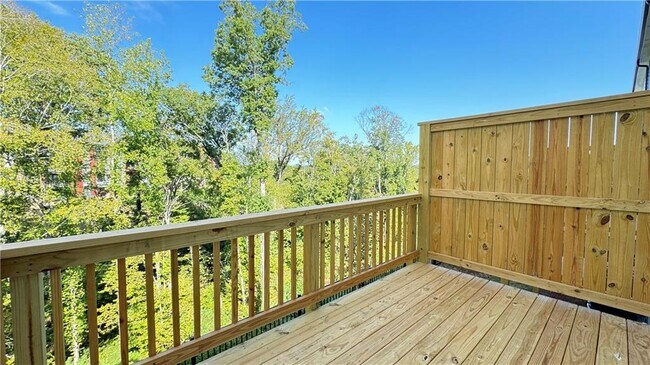 Building Photo - 1475 Creekside Cir NW