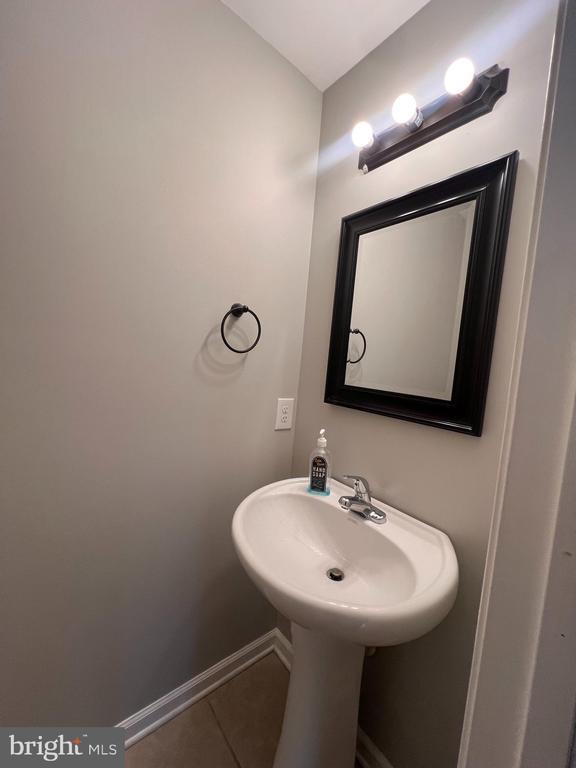 Building Photo - 388 Dorothy Ct