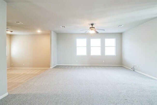 Building Photo - 3913 Remington Rd