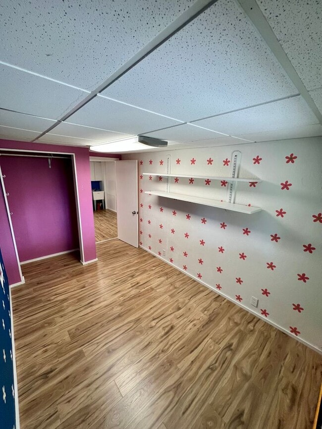 Building Photo - 4-Bedroom Home in Fairbanks | 2-Car Garage, Fenced Yard, RV Parking & Breathtaking Views – Dog Fr...