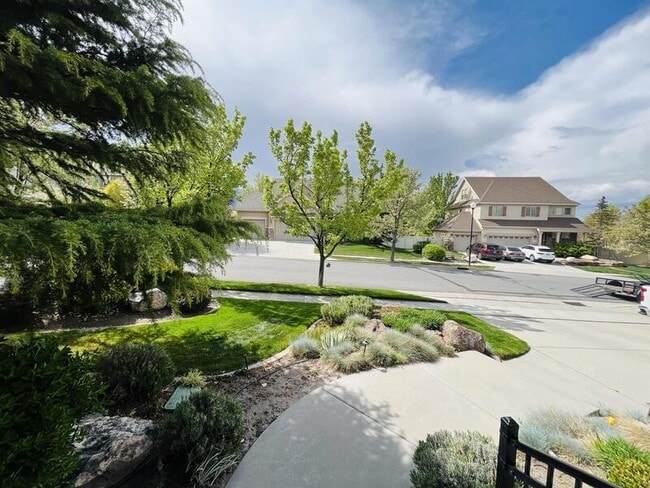Building Photo - 2035 Quartzridge Dr