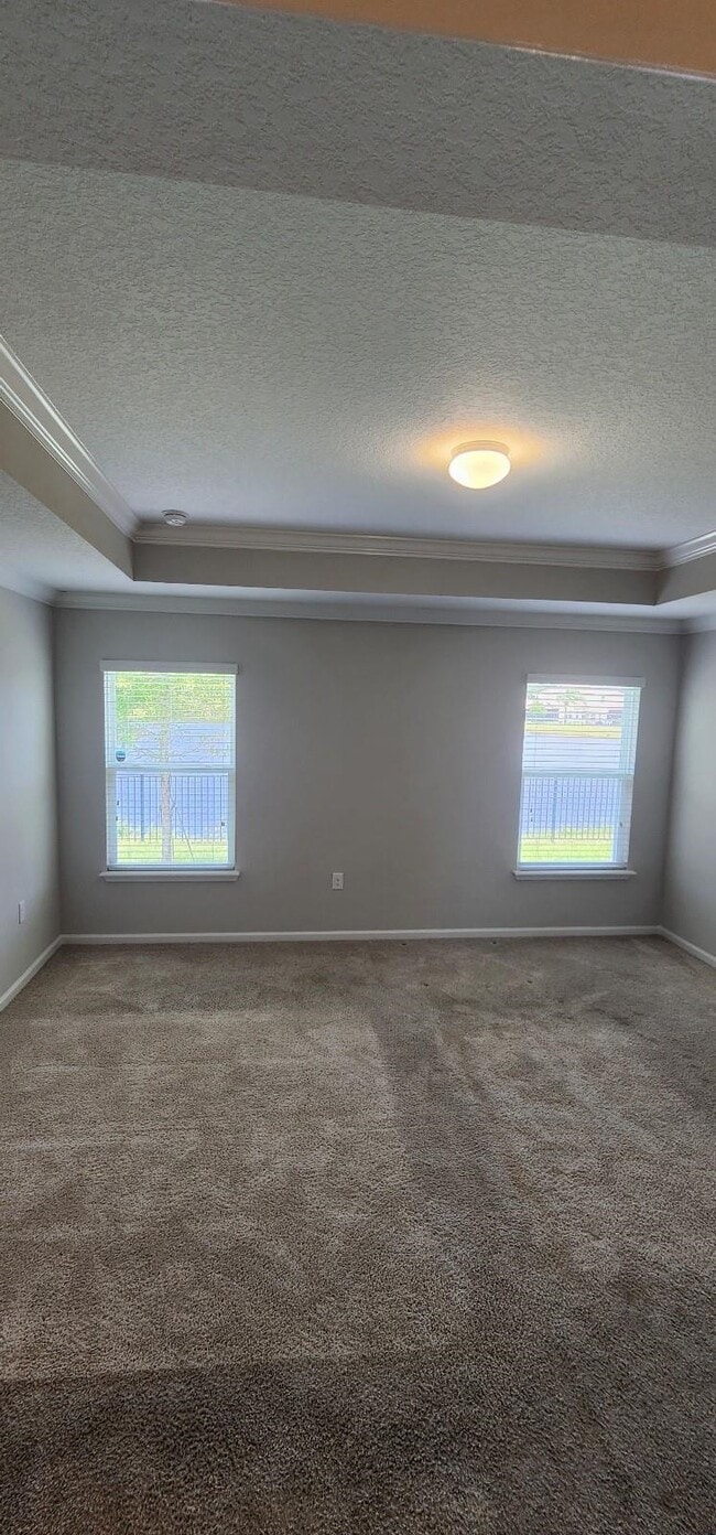 Building Photo - 226 Lost Lake Dr