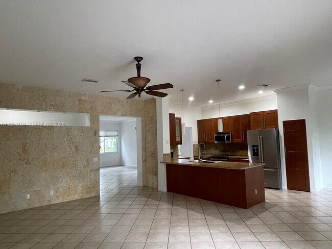Building Photo - 1137 Croton Ct