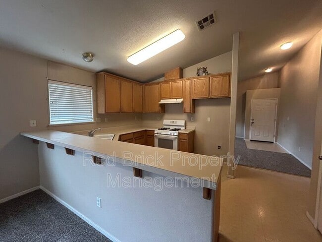 Building Photo - 2317 Florence Ave