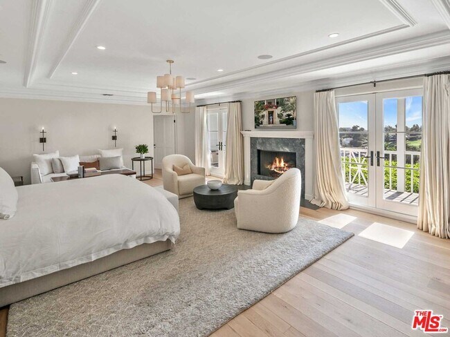 Building Photo - 657 Perugia Way