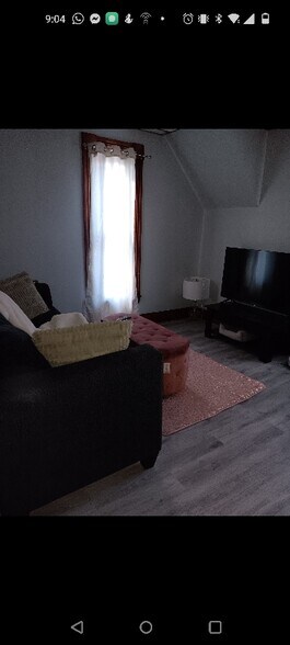 Building Photo - 375 Central St