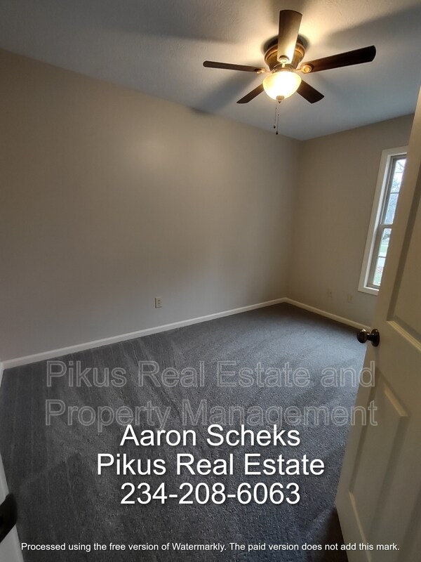 Building Photo - 4987 Shawn Cir NW