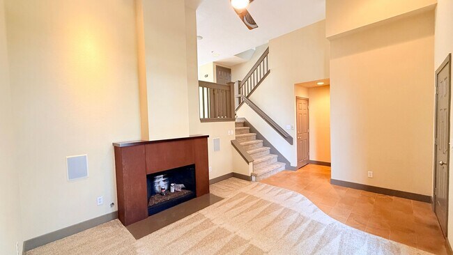 Building Photo - Beautiful 3BD/2.5BA, Multi-Level Townhome in the Shadowhawk Community in Danville- Available NOW!