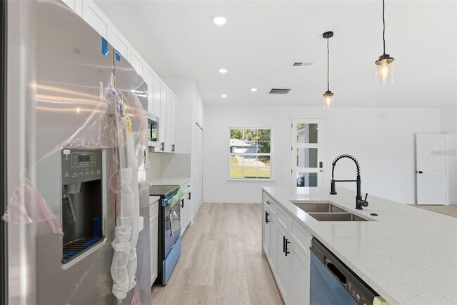 Building Photo - 4572 SW 149th St