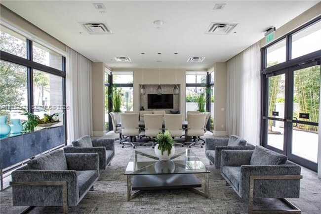 Building Photo - 8001 NW 41st St