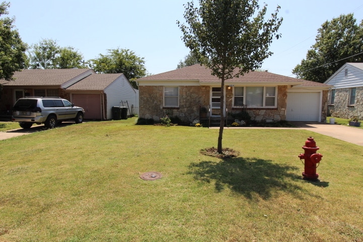Building Photo - 524 E Atkinson Dr